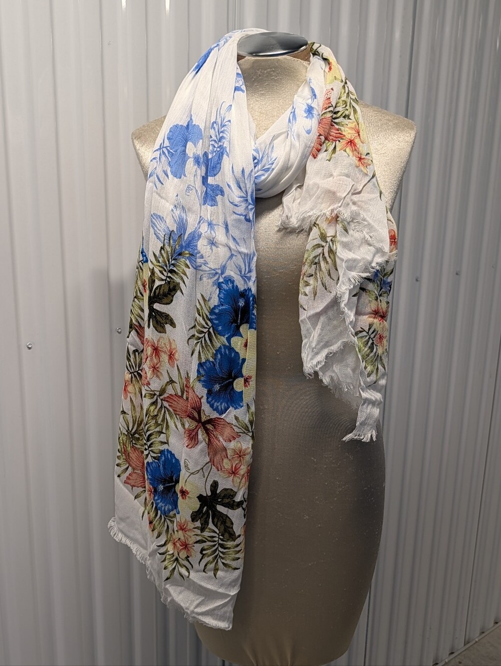 TOMMY BAHAMA floral viscose wrap scarf